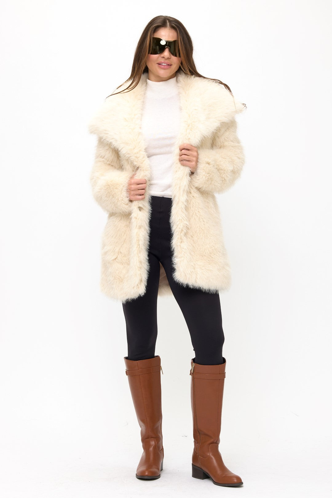 CLAFC0063: Luxe Cloud Oversized Faux Fur Coat