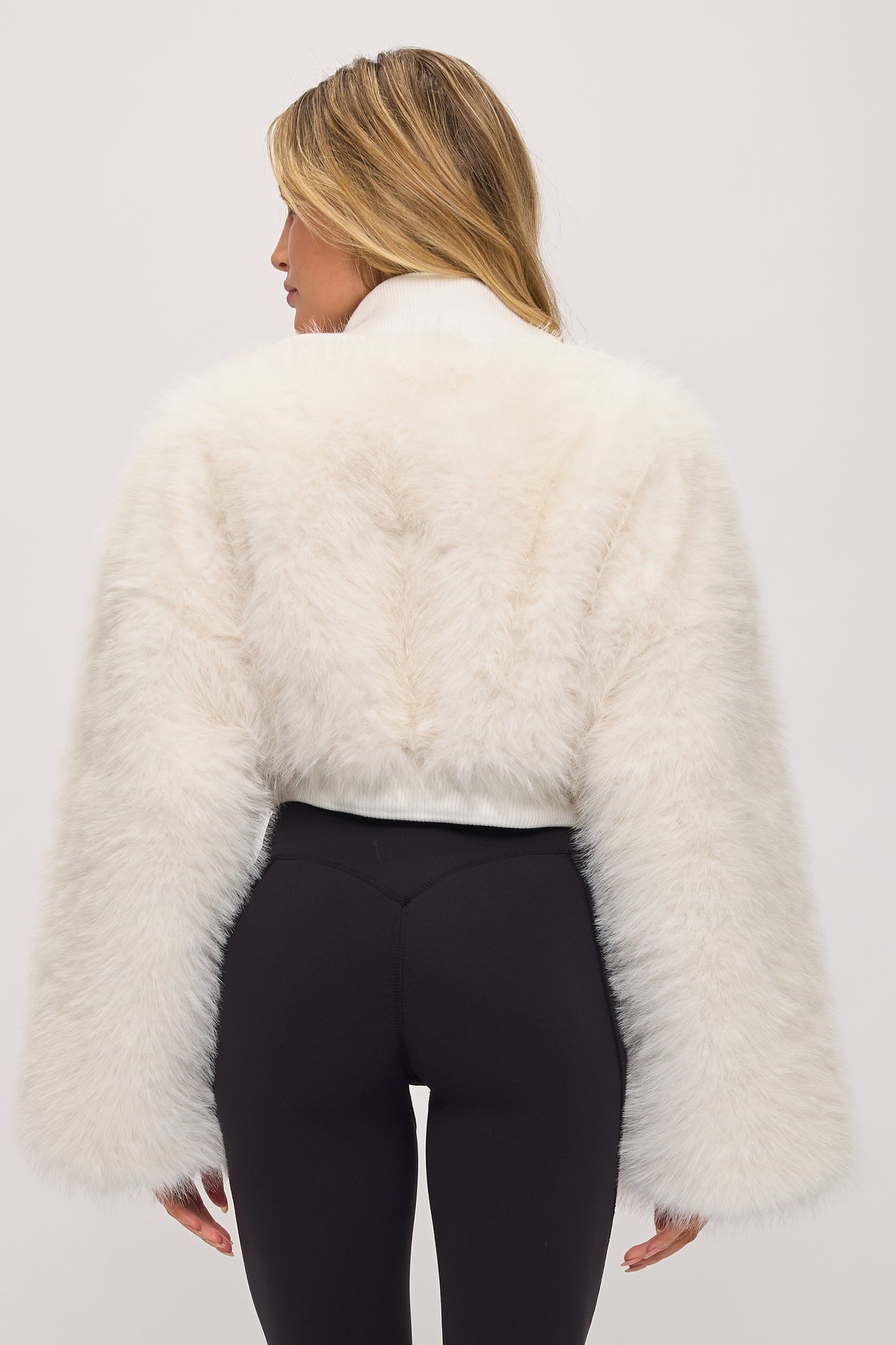CLAFJ0122: Avalon Plush Crop Jacket