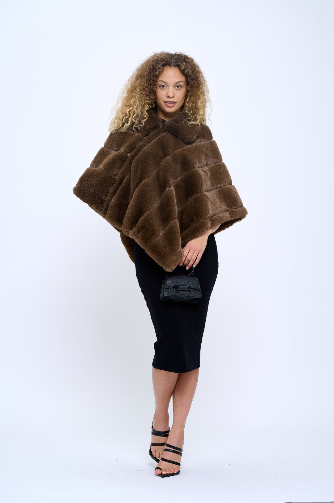 F119F1: Cascade Faux Fur Capelet