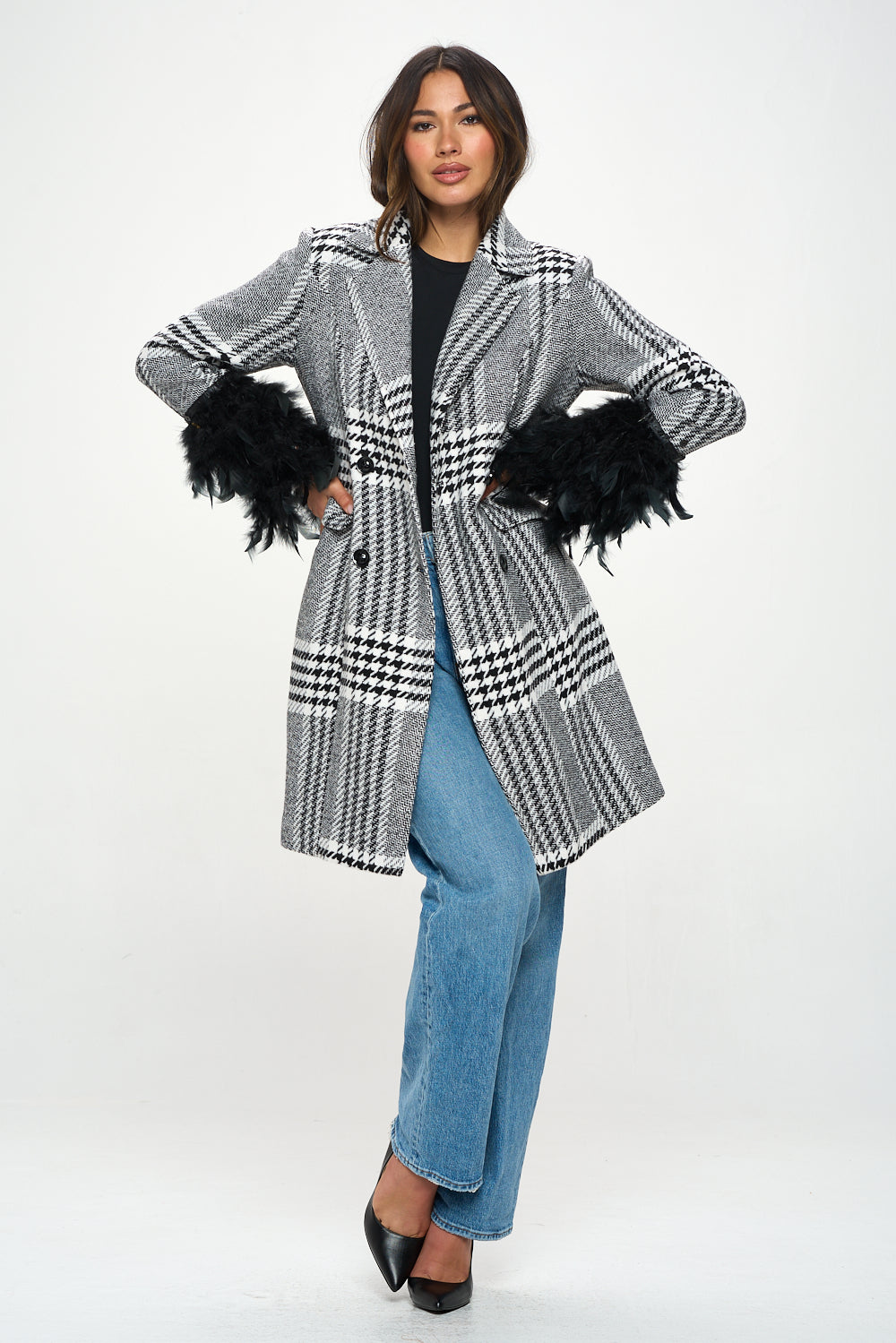 WB243L1: Monochrome Masquerade Faux Fur-Cuffed Plaid Blazer