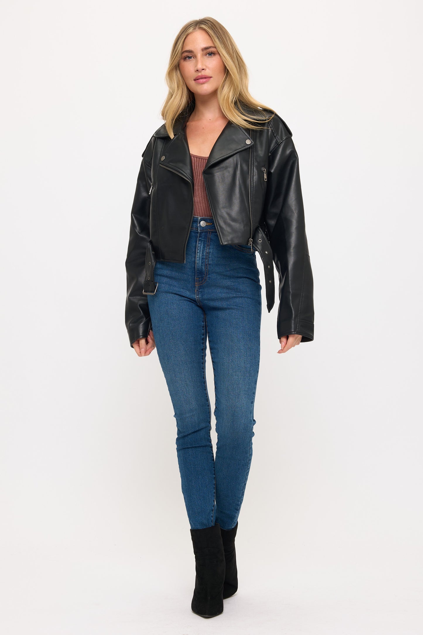 CLALJ0133: The Rebel Duchess