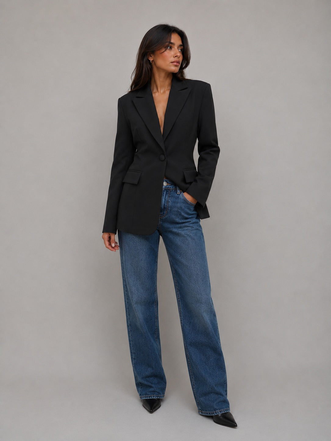 BL0206 - The Luxe Neutral Sculpted Blazer