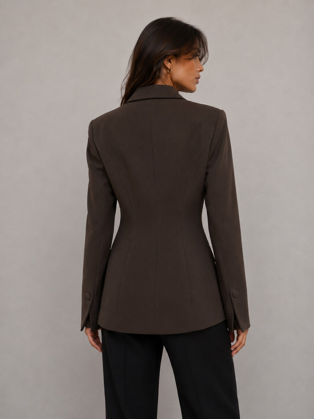 BL0206 - The Luxe Neutral Sculpted Blazer