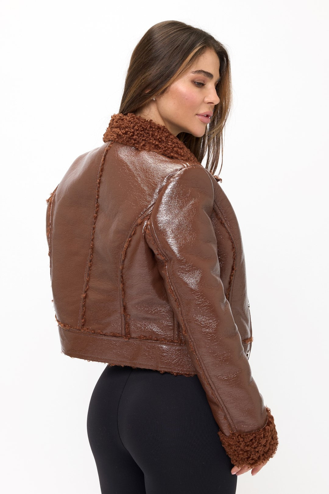 CLALJ0037: Sherpa Shine Moto