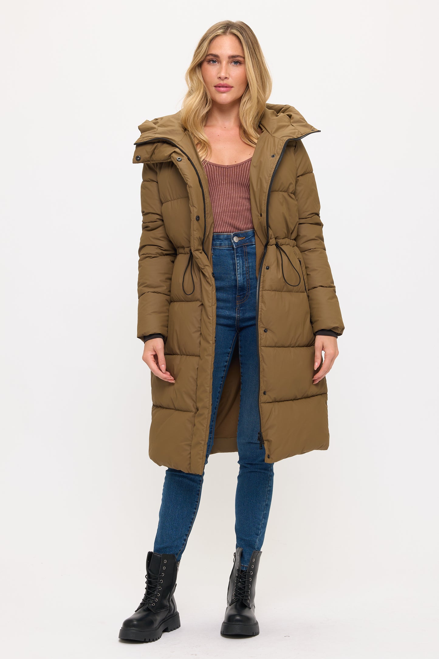 CLANP0112: Nordic Luxe Hooded Puffer Coat