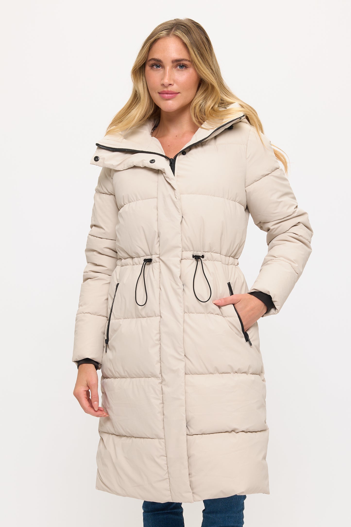 CLANP0112: Nordic Luxe Hooded Puffer Coat