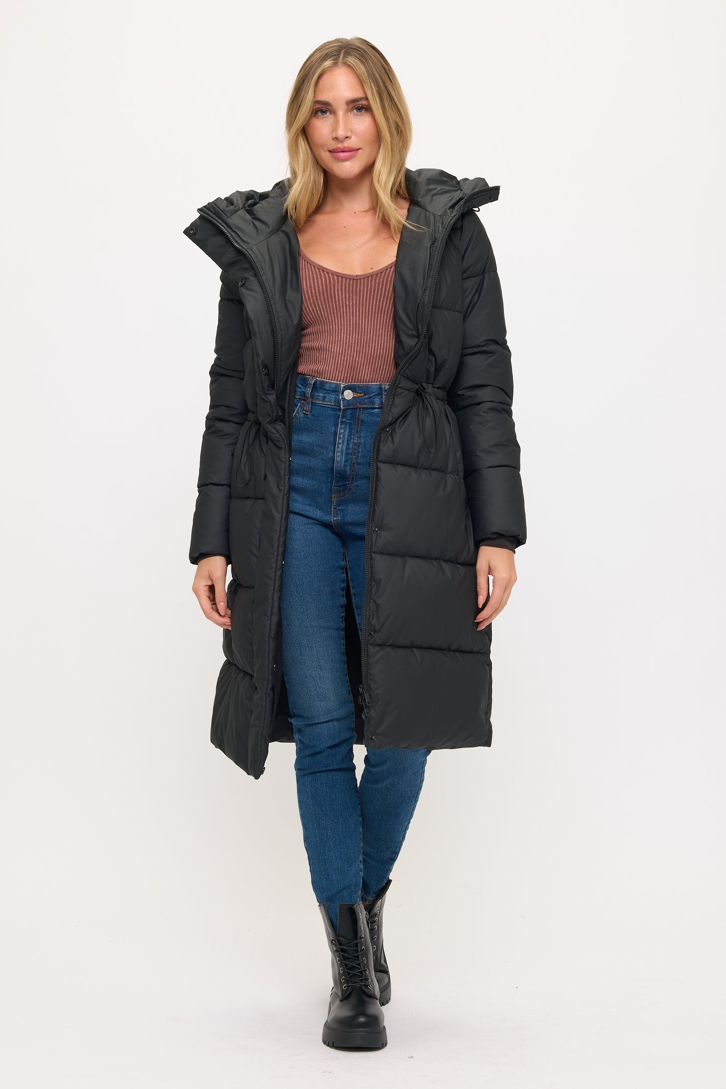 CLANP0112: Nordic Luxe Hooded Puffer Coat