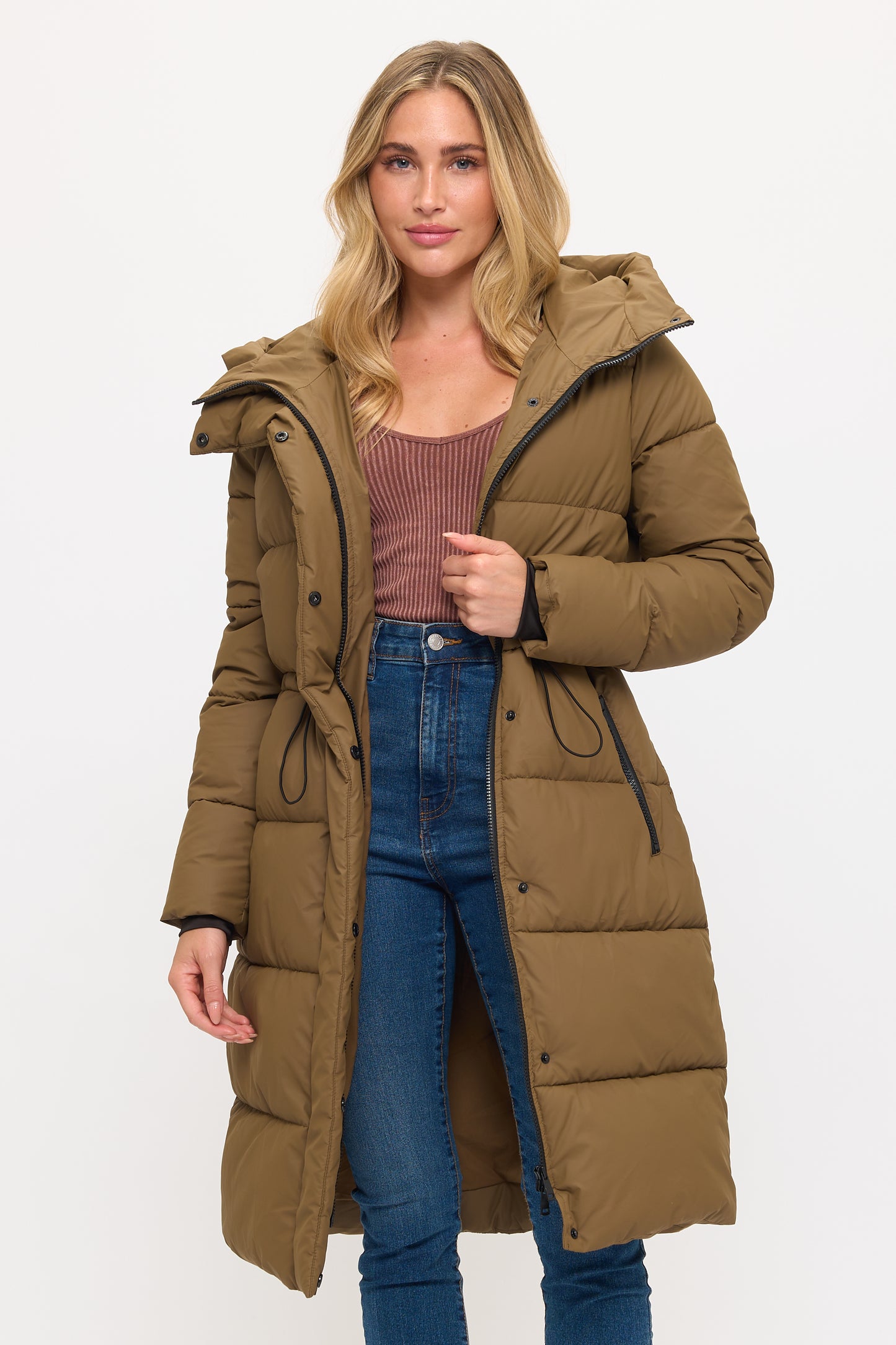 CLANP0112: Nordic Luxe Hooded Puffer Coat