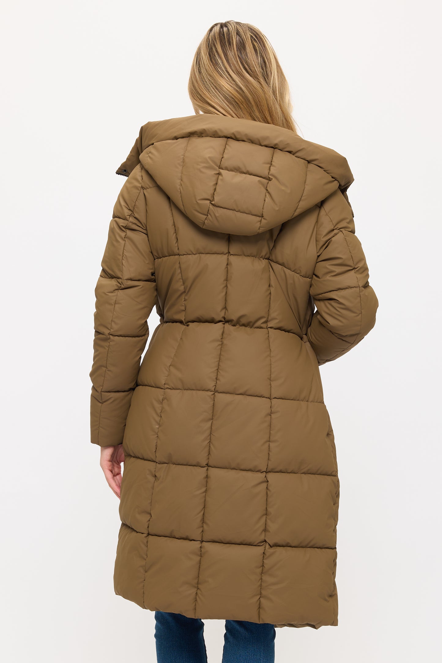 CLANP0112: Nordic Luxe Hooded Puffer Coat