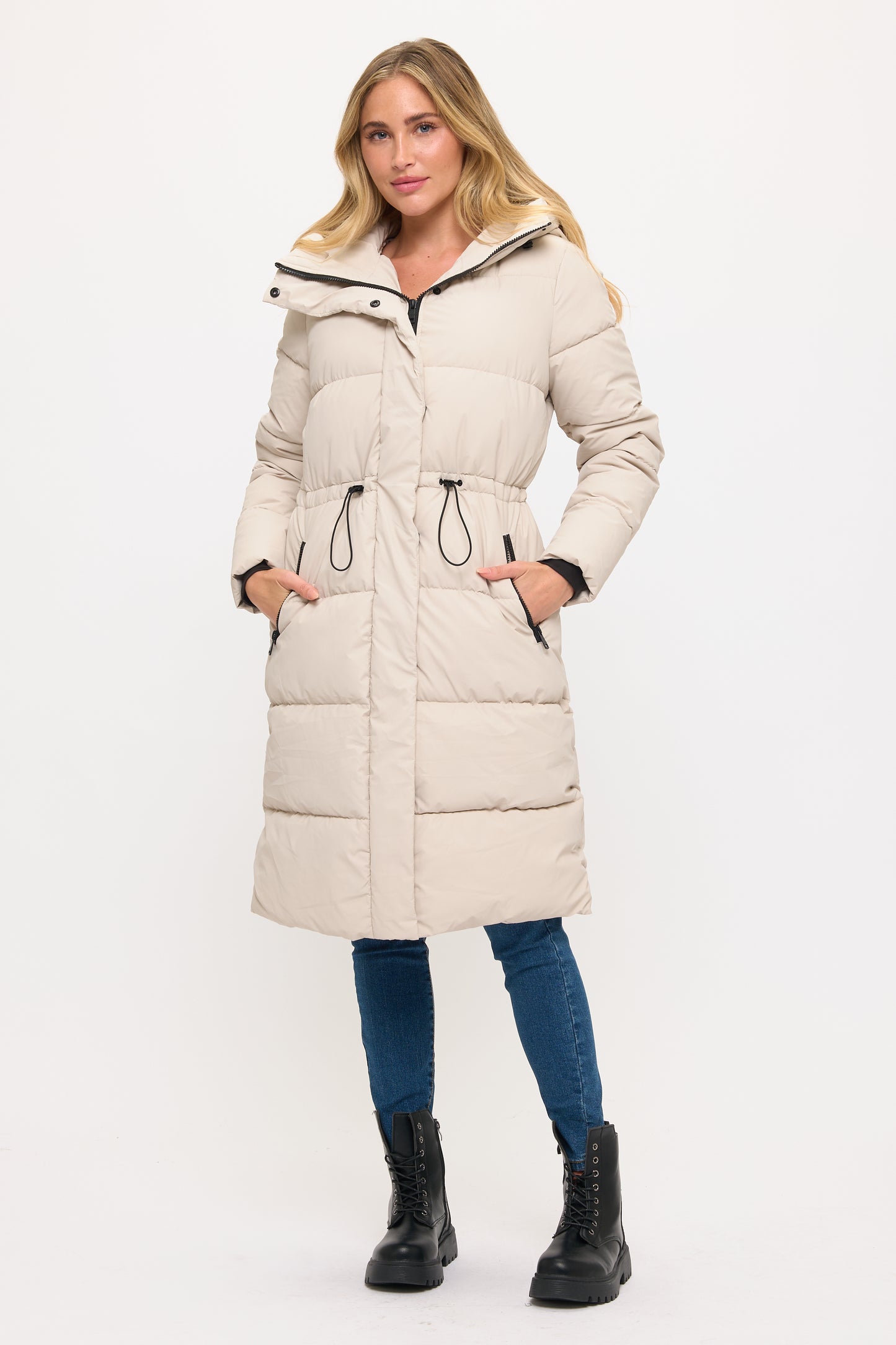 CLANP0112: Nordic Luxe Hooded Puffer Coat