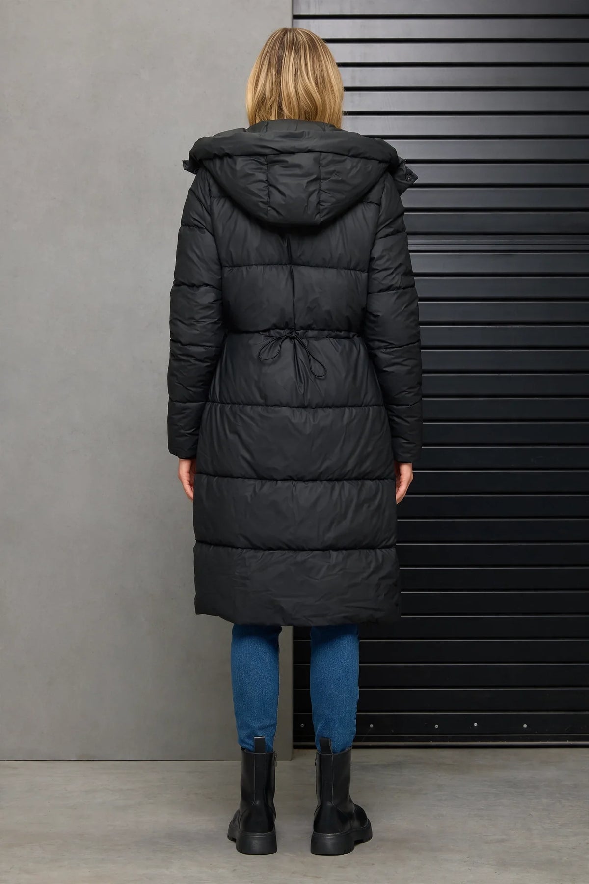 CLANP0112 - Nordic Luxe Hooded Puffer Coat - black back view