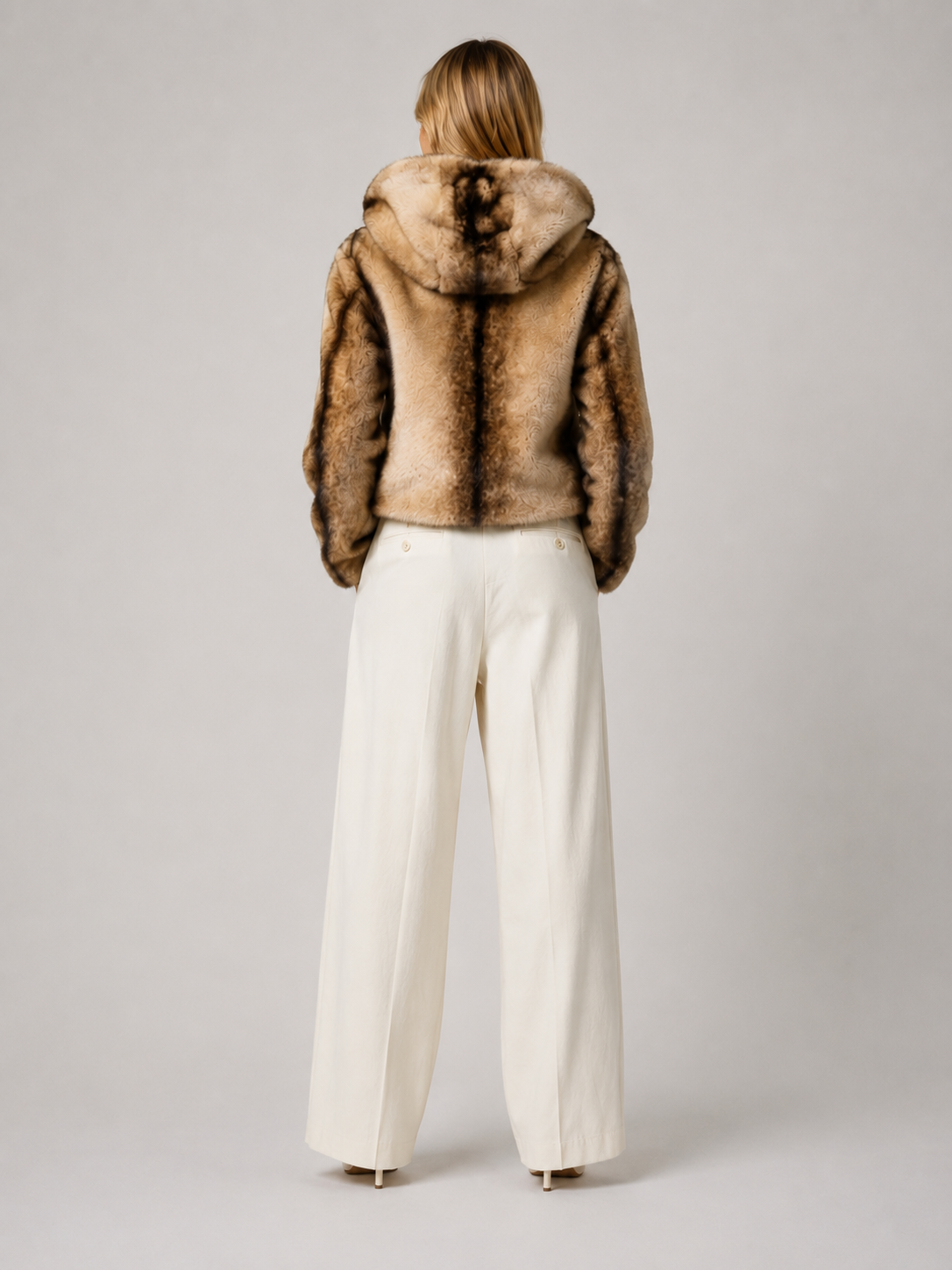FJ0197: The Winter Luxe Hooded Plush Jacket