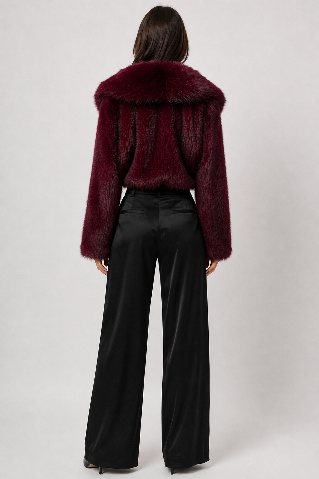 FJ0250 - The Noir Luxe Cropped Faux Fur Jacket