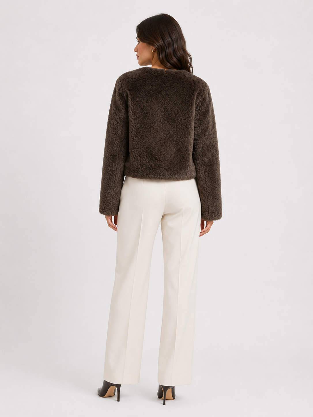 NJ0185: Plush Faux Fur Cropped Jacket