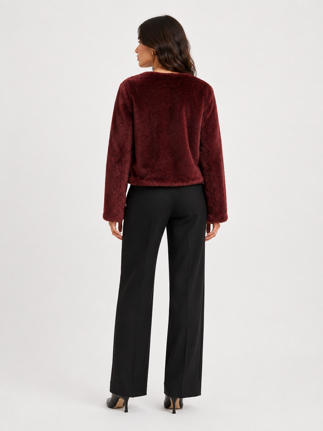 NJ0185: Plush Faux Fur Cropped Jacket