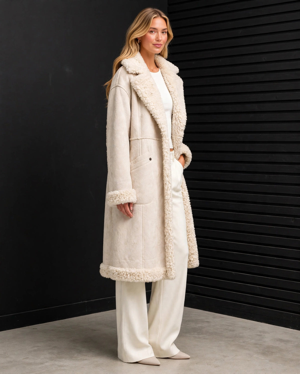 SRJ521 - Sherpa Trim Longline Coat